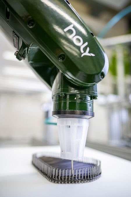 Holy-Robotic_Fabrication_CarbonParts